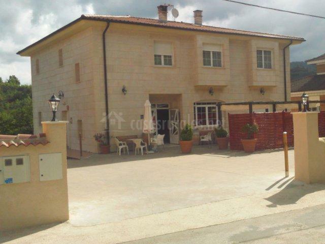 Hotel Rural Puerta De Caderechas Terminon المظهر الخارجي الصورة